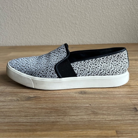 Vince Blair Black and White Slip-On Sneakers with Textured Design - Picture 3 of 10